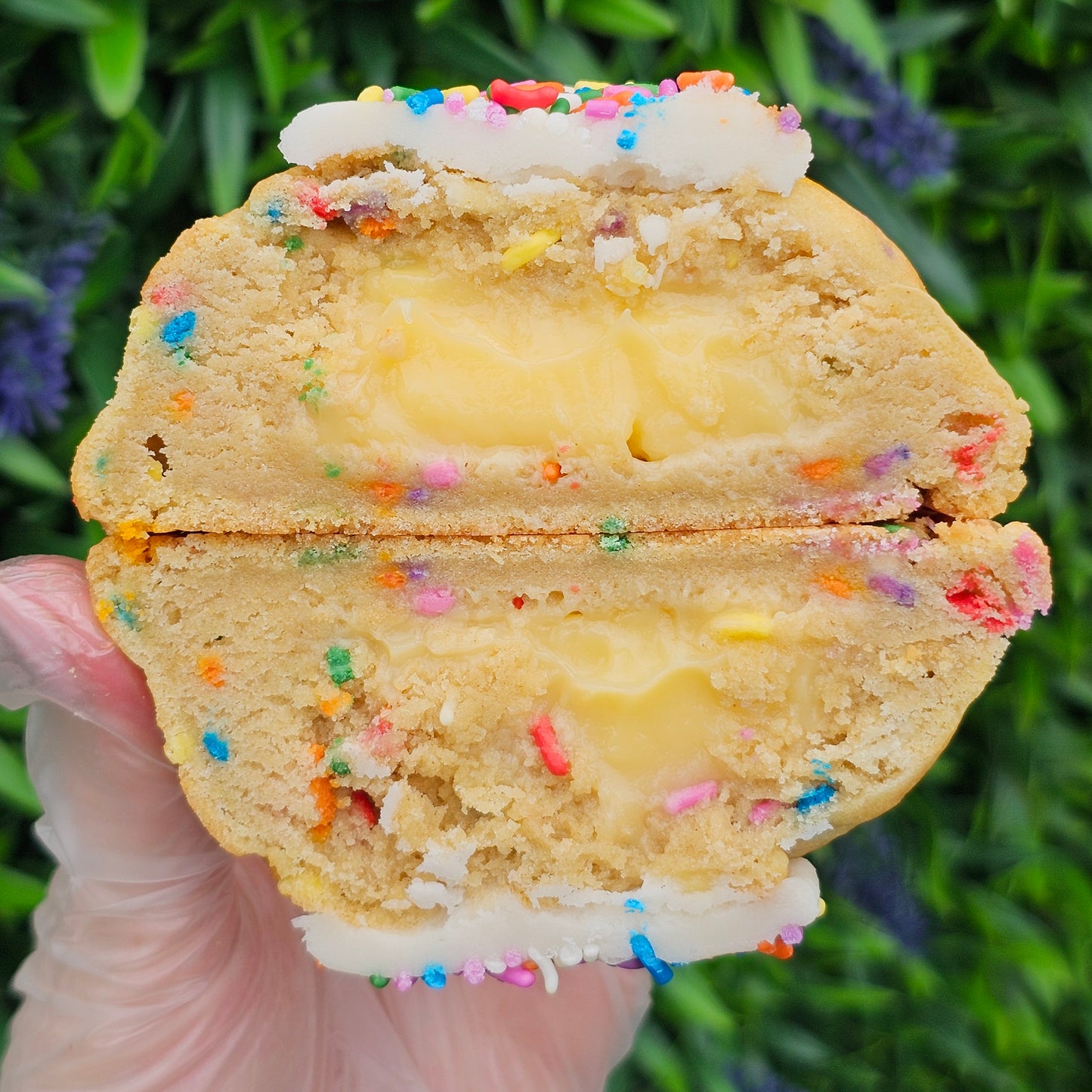 OLD SCHOOL CAKE & CUSTARD STUFFED COOKIE
