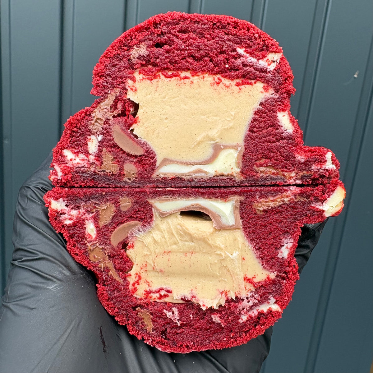 RED VELVET KINDER STUFFED COOKIE