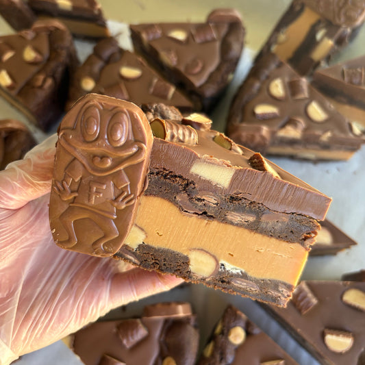 CARAMEL FREDDO COOKIE PIE 🐸