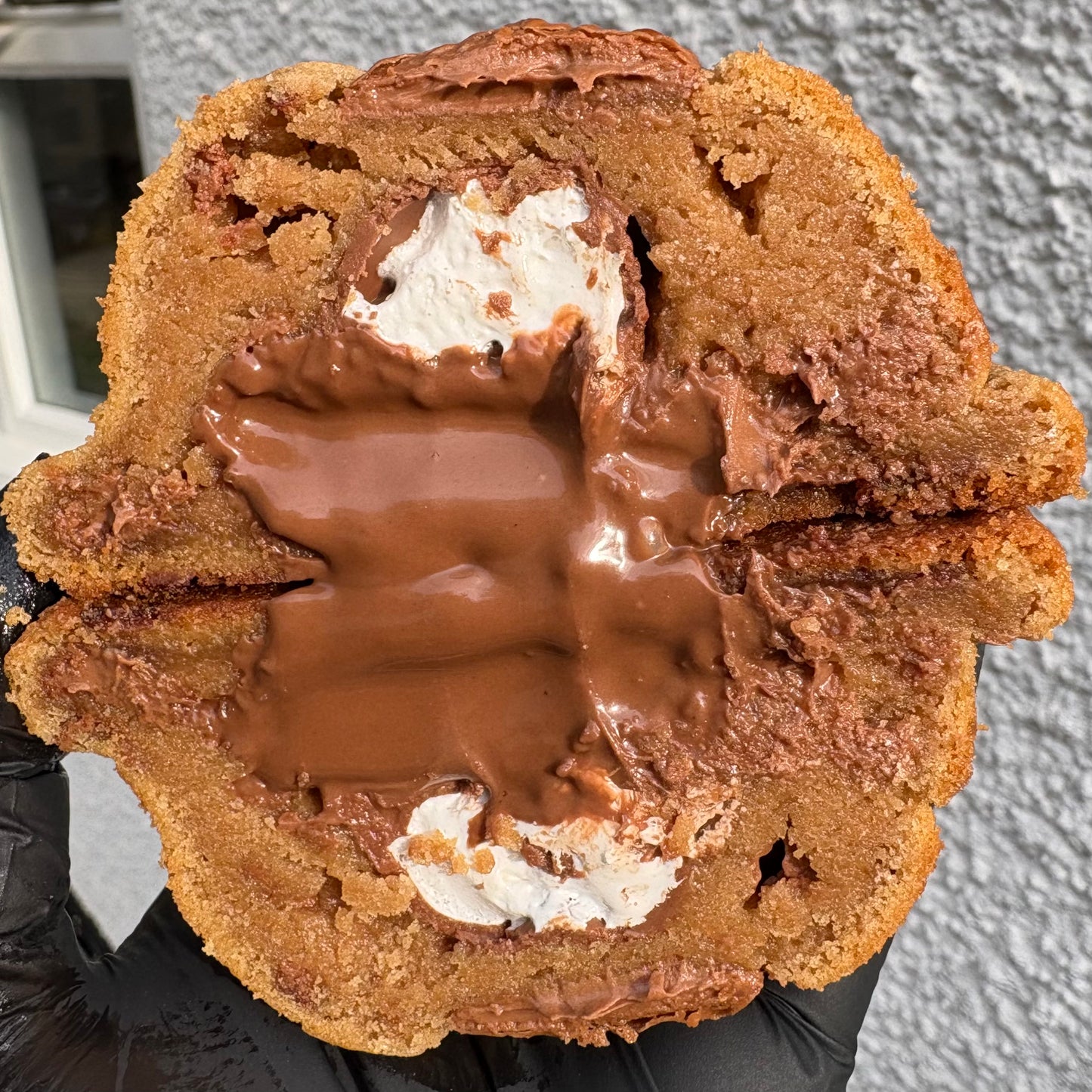 MINI WHIP STUFFED COOKIE
