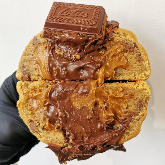 BISCELLA STUFFED COOKIE
