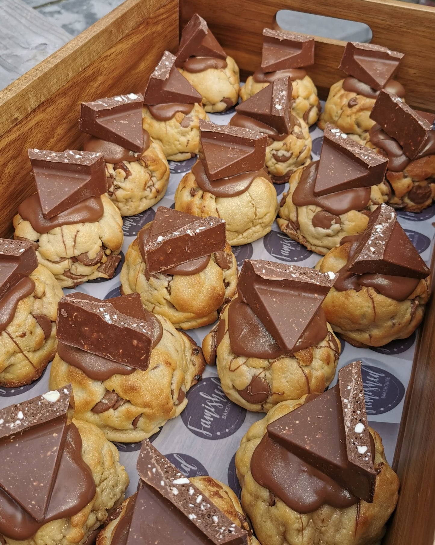 TOBYTELLA STUFFED COOKIE