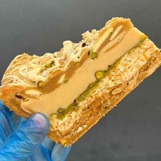 SALTED BLOND PISTACHIO CORNFLAKE COOKIE PIE