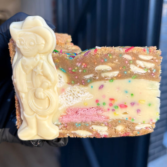 MILKYBAR PARTY COOKIE PIE