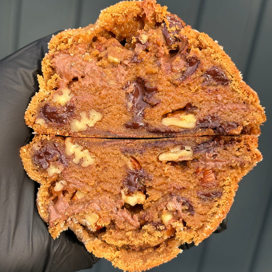 MAPLE PECAN CARAMEL CHUNKY COOKIE