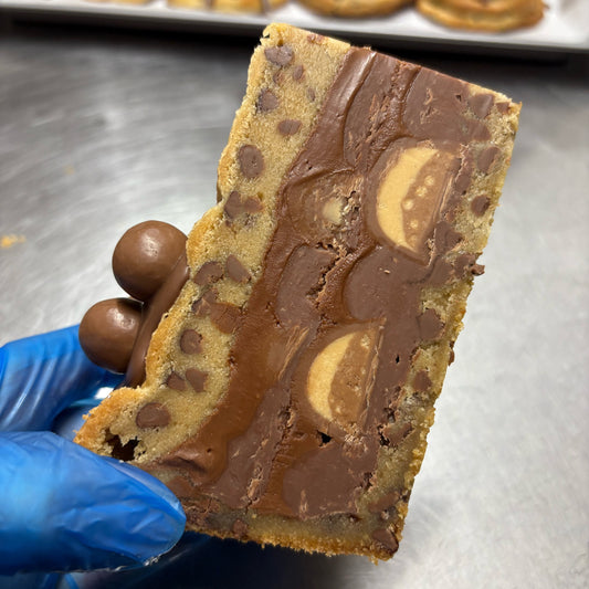 MALTESERS TRUFFLE COOKIE PIE